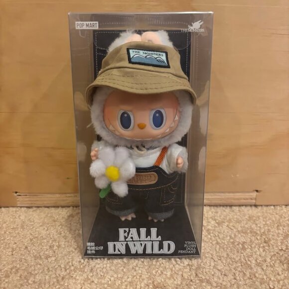 Pop Mart Labubu - Picture 1 of 4